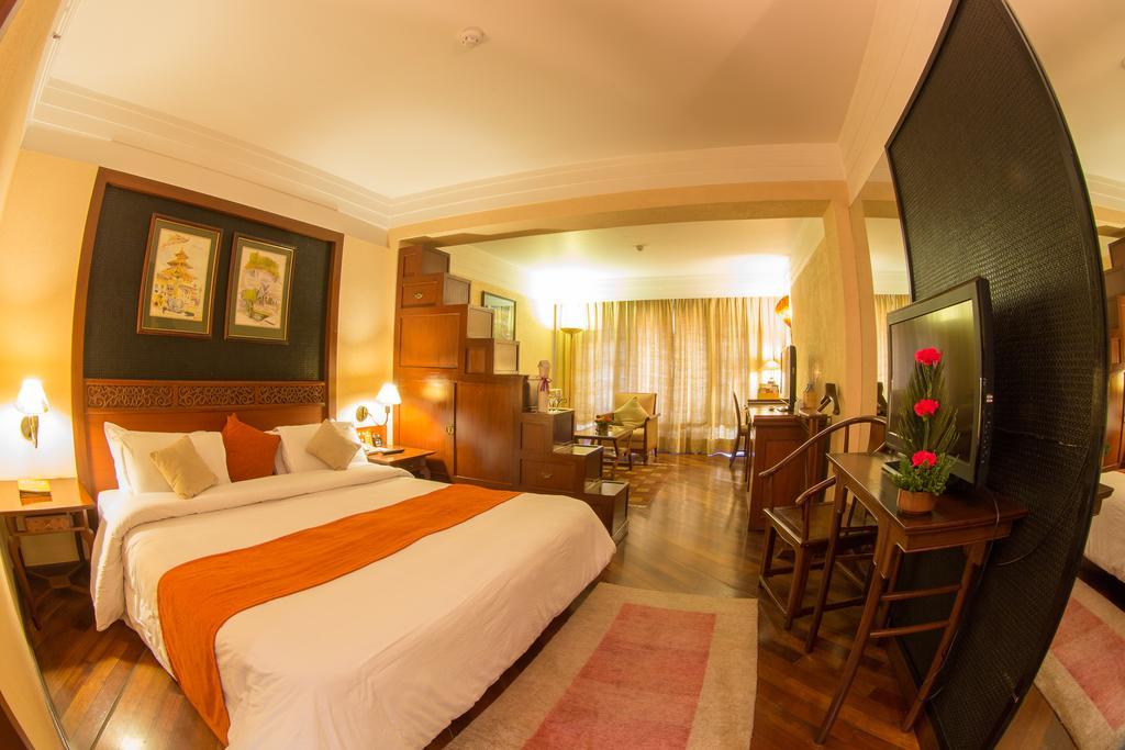 Hotel Shangri-La, Kathmandu Exterior photo