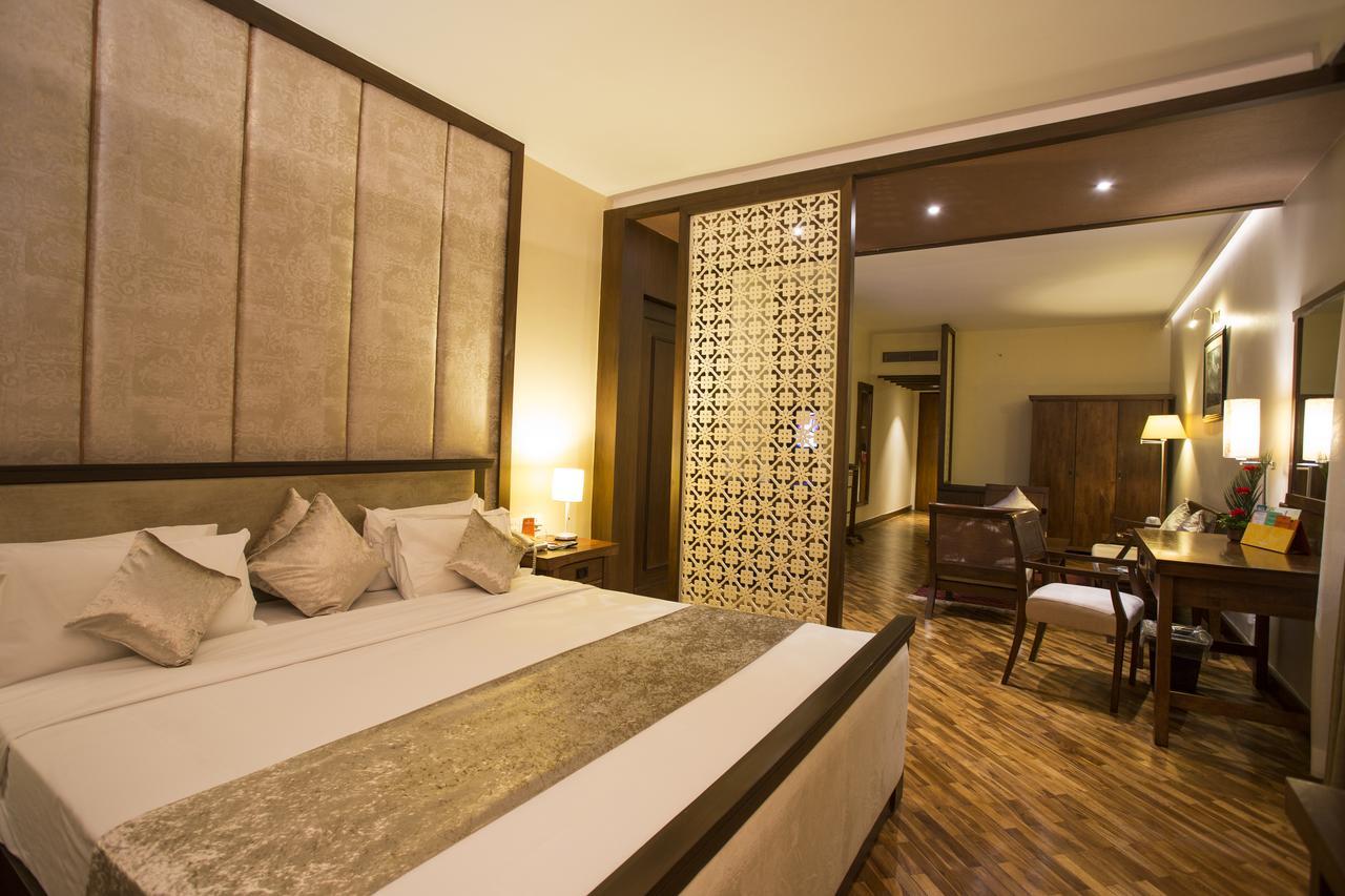Hotel Shangri-La, Kathmandu Exterior photo