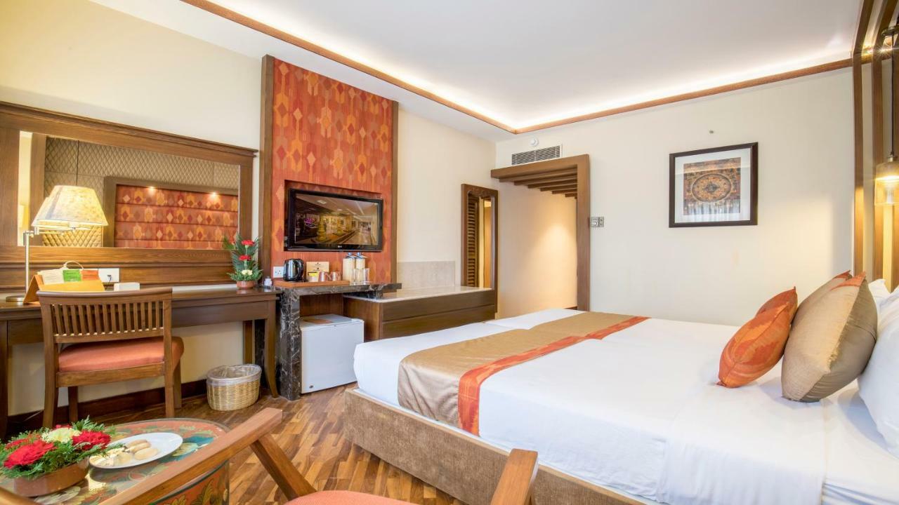 Hotel Shangri-La, Kathmandu Exterior photo